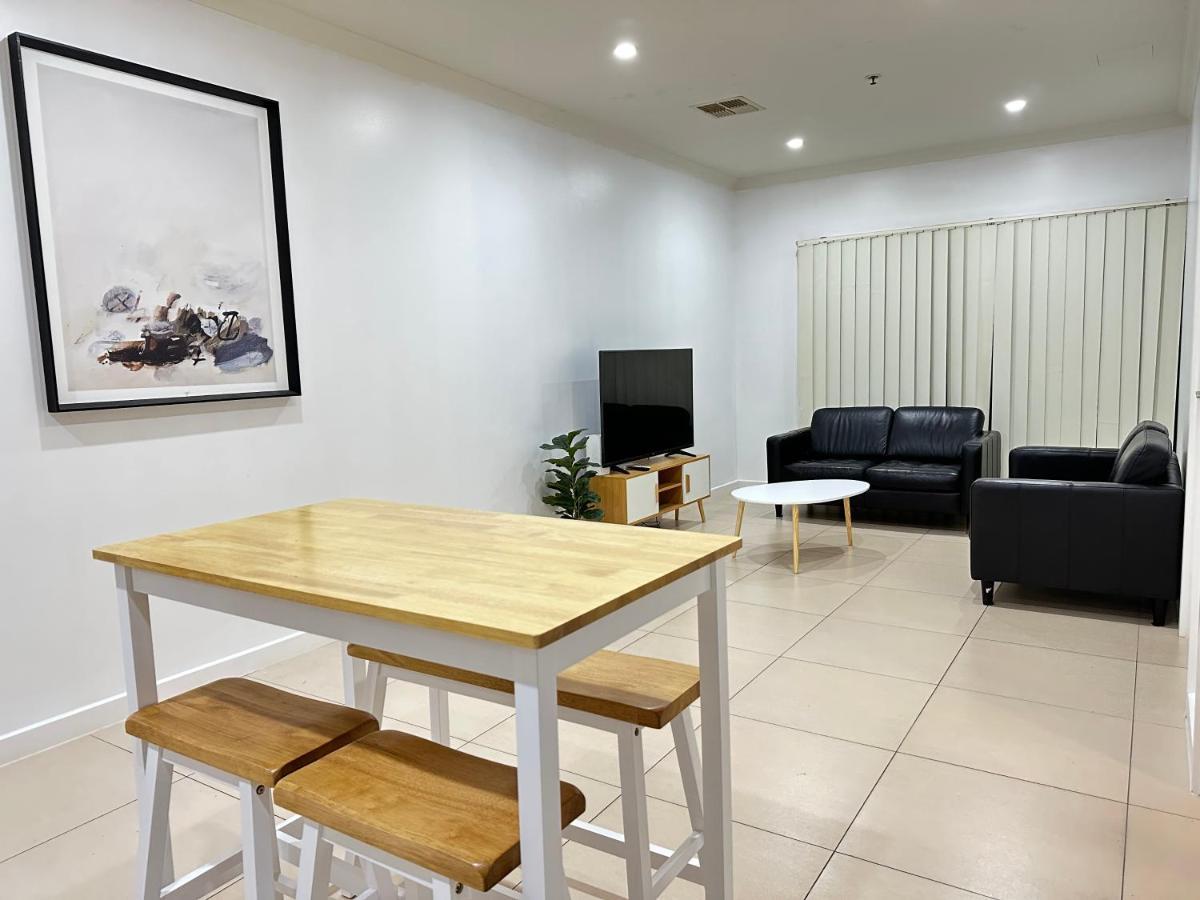 Bundled Bliss 2 Bedroom Condo In Adelaide Cbd Екстер'єр фото